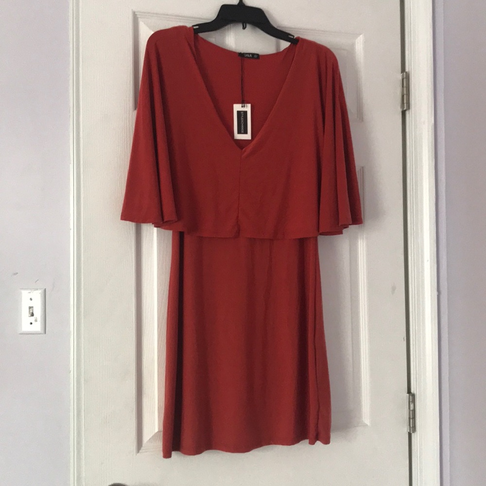 NWT Style Exchange DNA Deep-V Bodycon